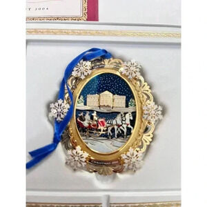 White House Historical Society 2004 Christmas Ornament Box Horse Carriage